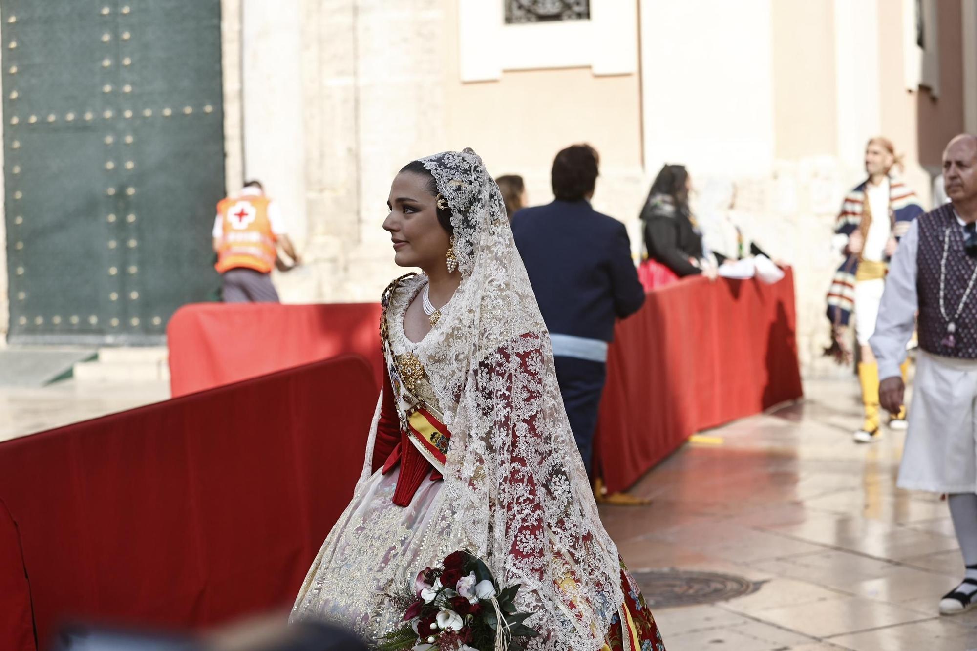 Ofrenda 18 de marzo. Calle de la Paz (16-17 horas)