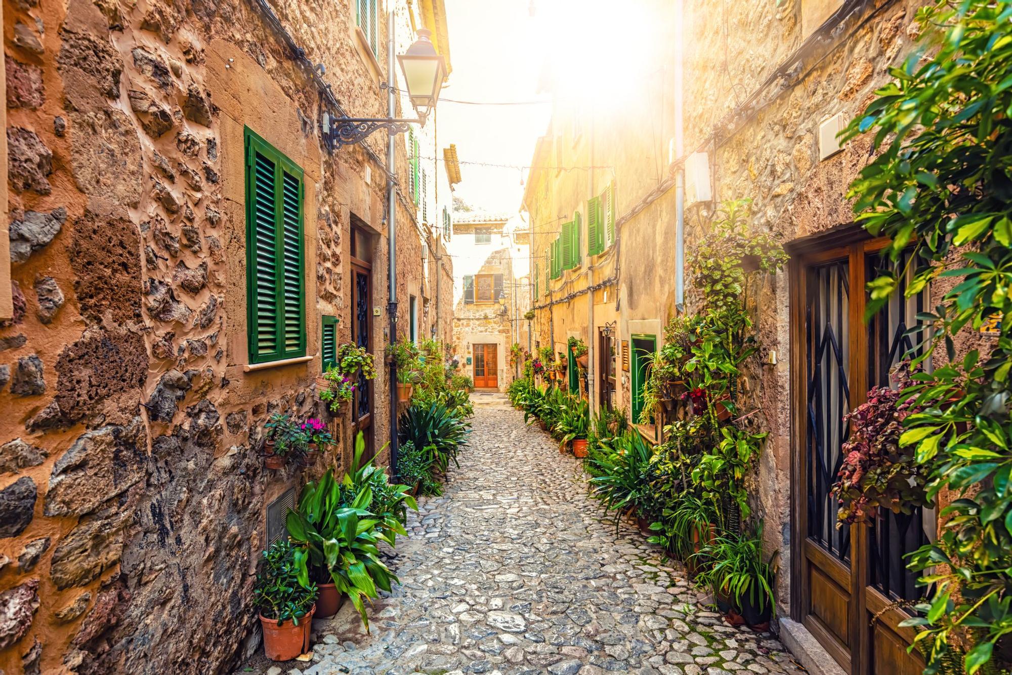 Calle empedrada de Valldemossa