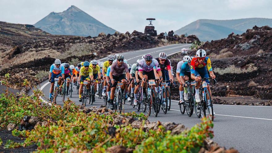 La Vuelta Ciclista a Lanzarote celebra su tercera edición consolidada como referente del cicloturismo insular
