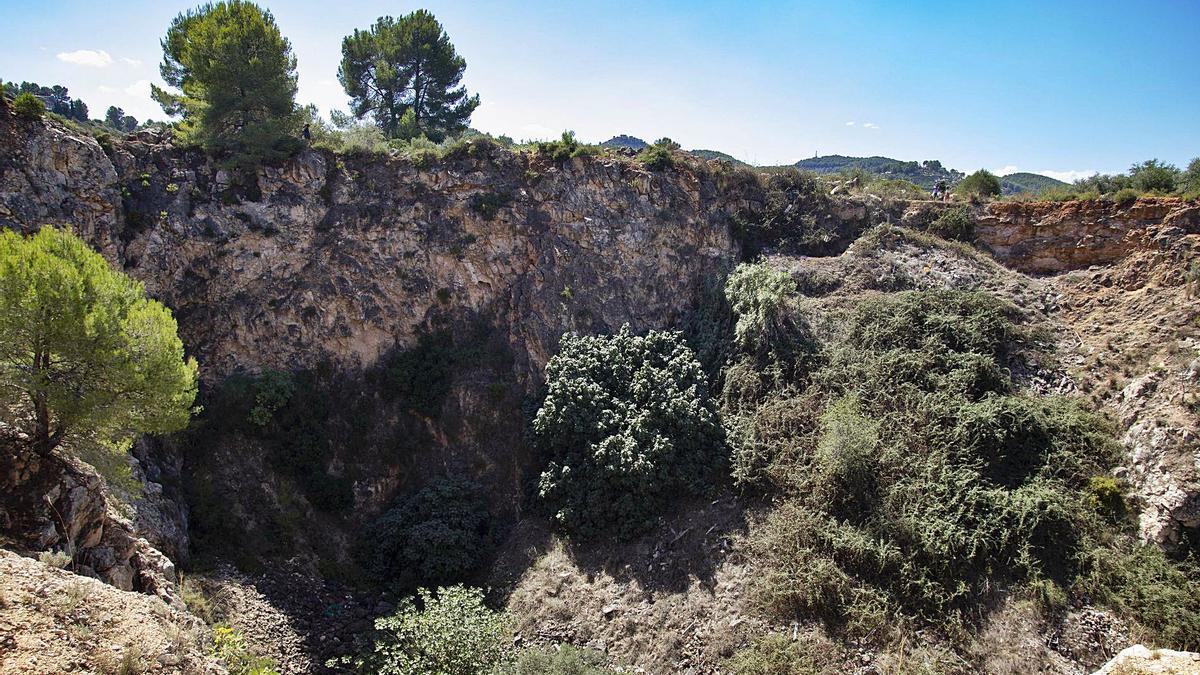 La tesis que se baraja ahora mismo es que Jorge Ignacio P. J. arrojase el cuerpo de Marta desde lo alto del precipicio. | PERALES IBORRA