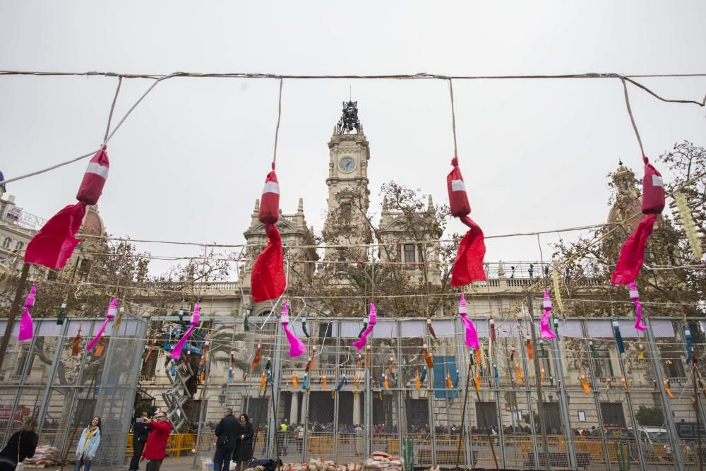 Búscate en la mascletà del 2 de marzo