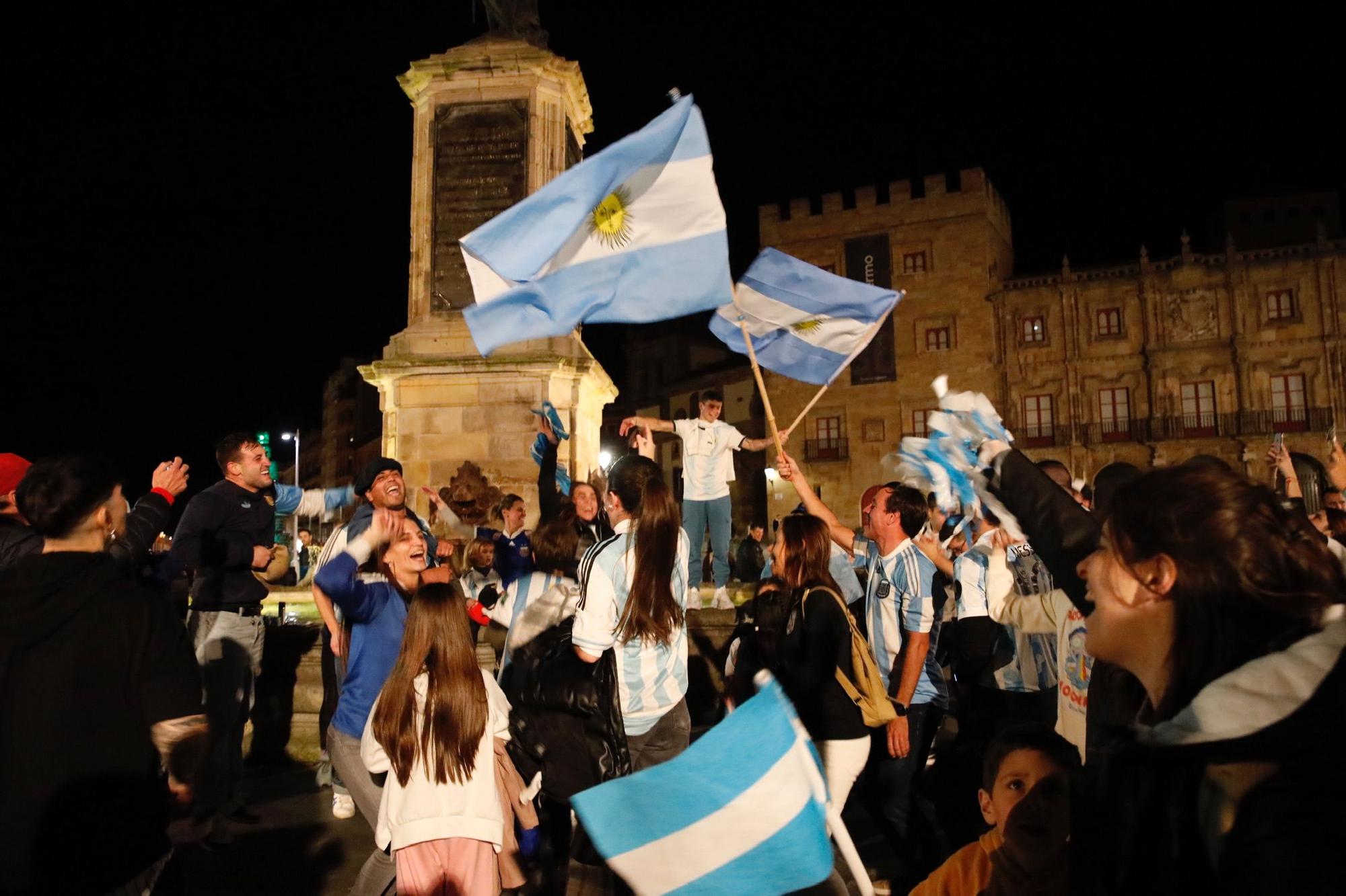 En imágenes: Gijón celebra el Mundial de Argentina como propio