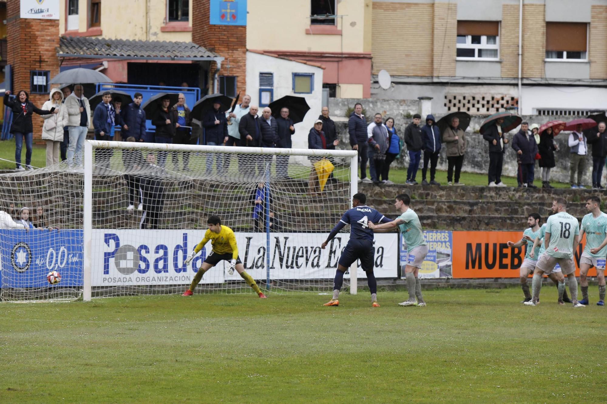 EN IMÁGENES: Así ha sido la celebración de la permanencia del Marino