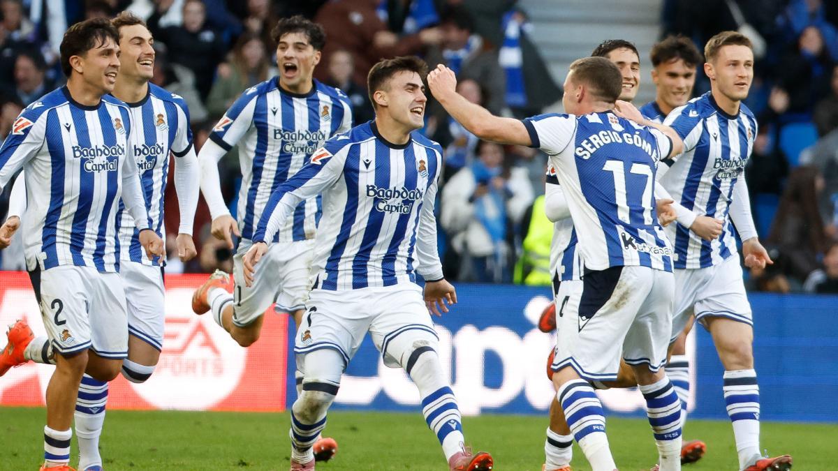 Barrenetxea celebrando su gol ante el Villarreal en LaLiga