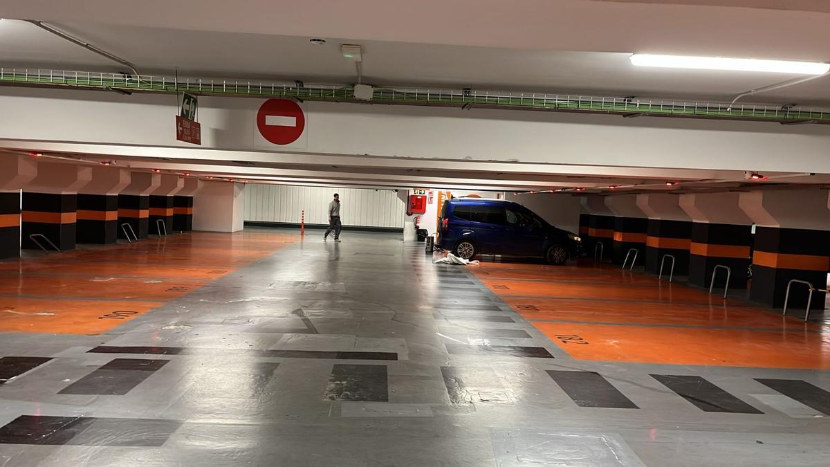 Arranca el acondicionamiento del parking de la Plaza de la Reina