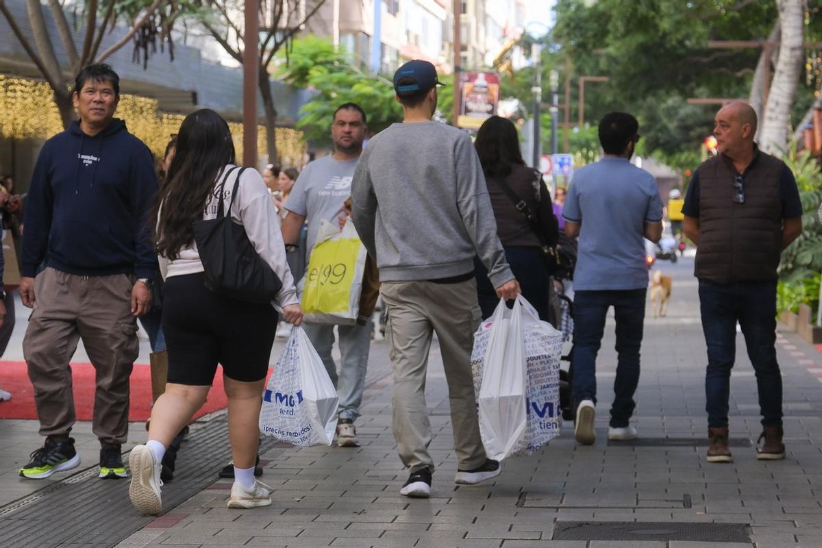 Últimas compras antes de Reyes en Mesa y López