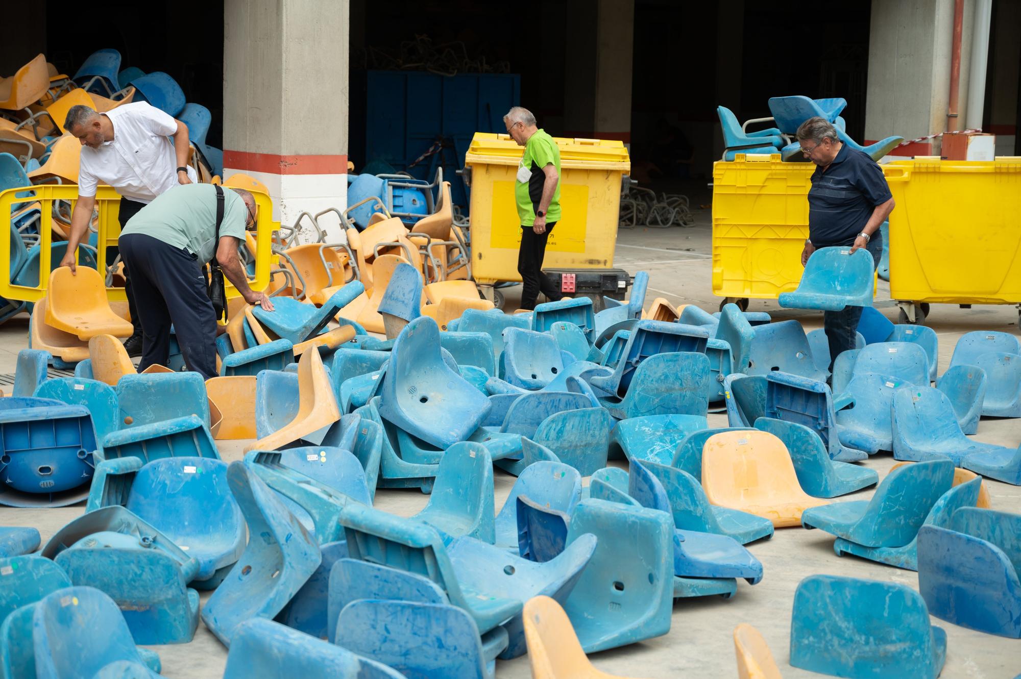 Empieza la retirada de asientos en el Estadio de la Cerámica