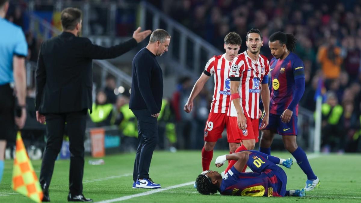 Flick acabó muy enfadado con los árbitros