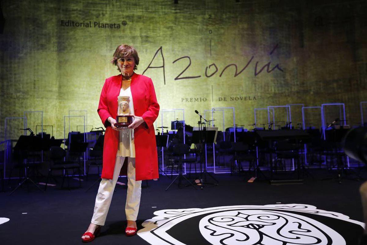Nativel Preciado recibe el Premio Azorin