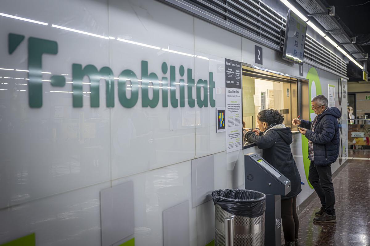 "Es treballa per connectar aeroports i no per connectar els pobles de Catalunya"