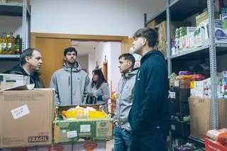 El Balonmán Cangas-Frigoríficos del Morrazo organiza una "Operación kilo" a favor del comedor social