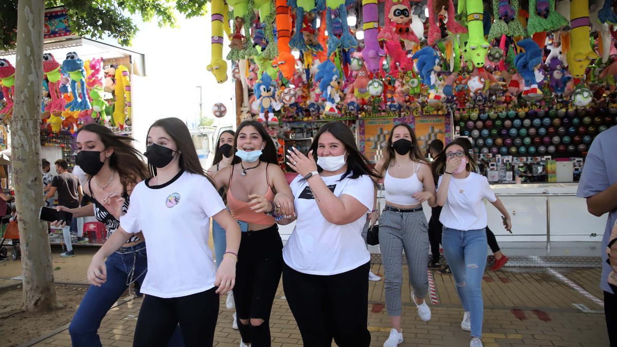 Los más jóvenes toman el 'Arenal Park'