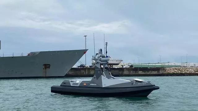 La Armada se dota con un nuevo dron marino de ataque en el mar