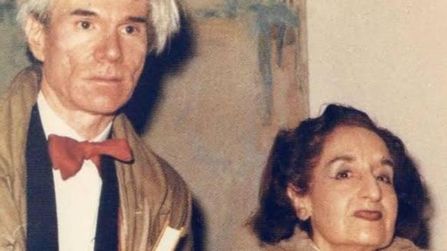 Maruja Mallo con Andy Warhol.