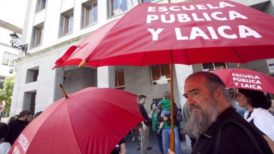 Educación prevé 500 vacantes menos que  el año pasado y reduce el calendario escolar