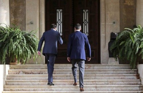 El Rey y Rajoy se reúnen en el Palacio de Marivent