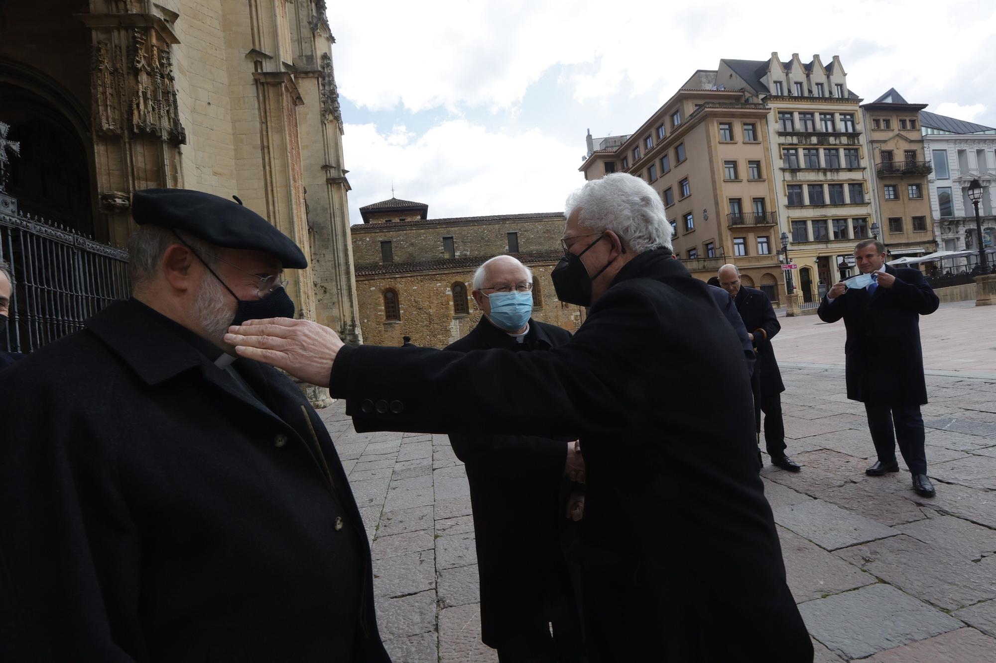 EN IMÁGENES: Así fue el pregón de la Semana Santa en Oviedo