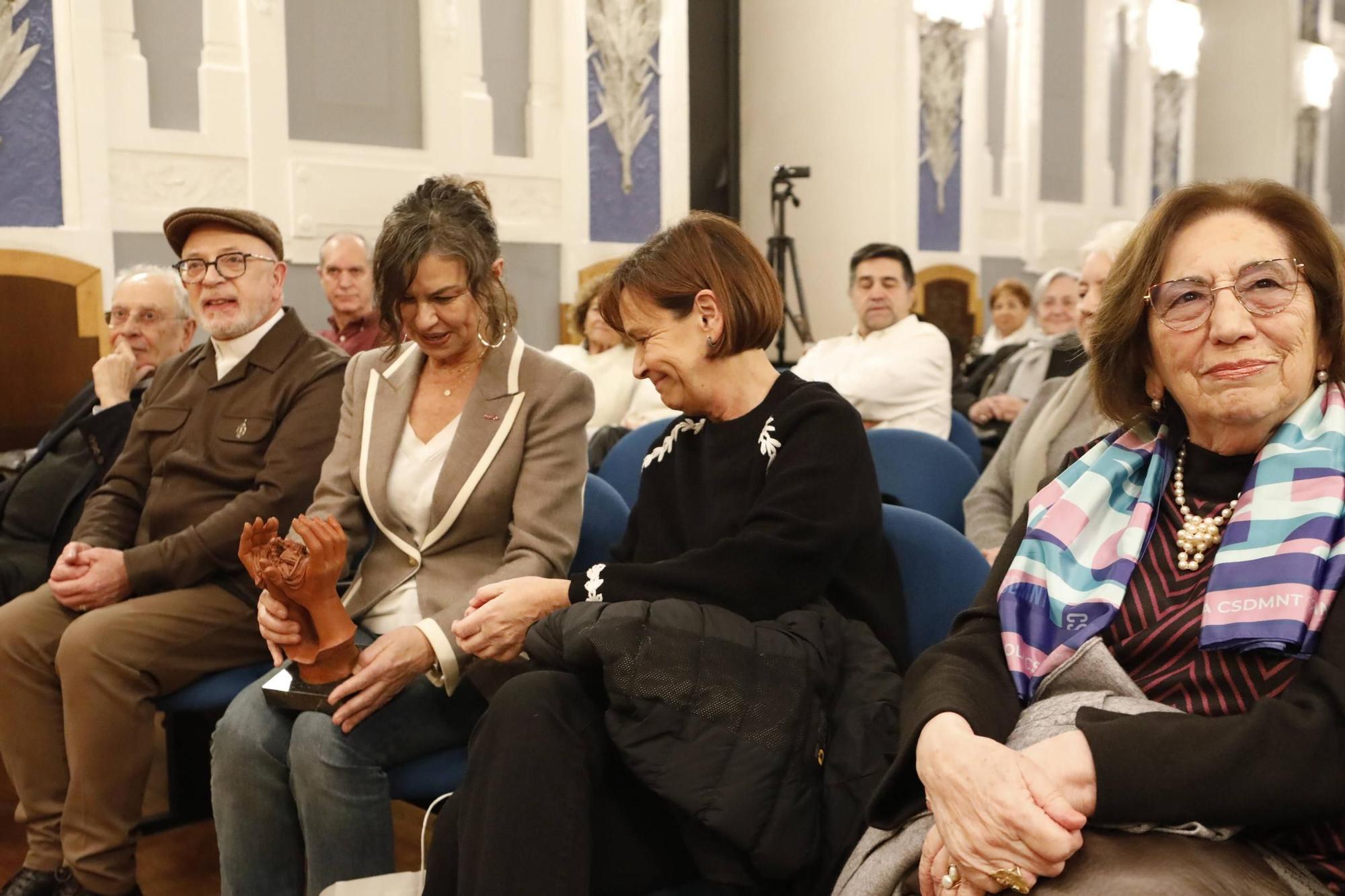 La Asociación Belenista de Gijón clausura la Navidad con premios (en imágenes)