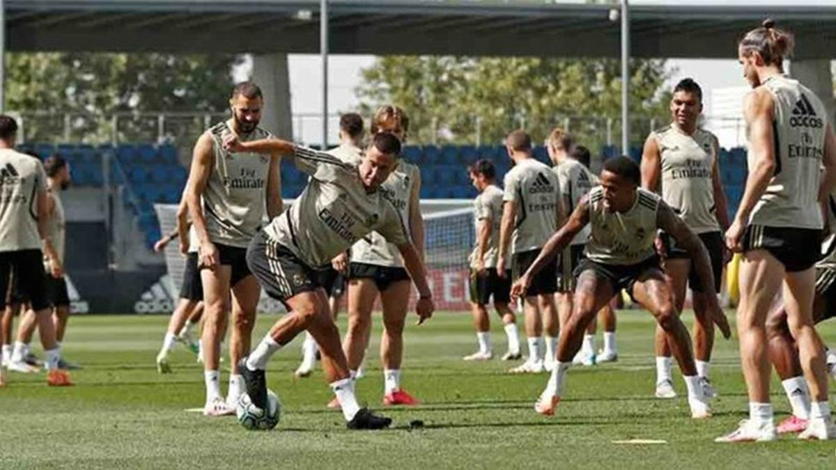 El entrenamiento del Madrid con golazos, incluido el de Hazard