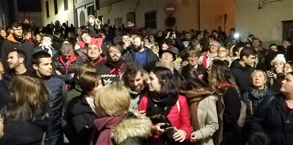 La tradicional Picarolada da inicio a las fiestas en Capdepera