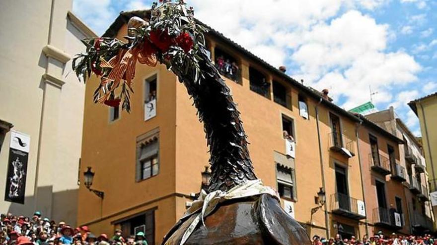 Ball de l&#039;àliga a la Patum infantil de lluïment d&#039;enguany