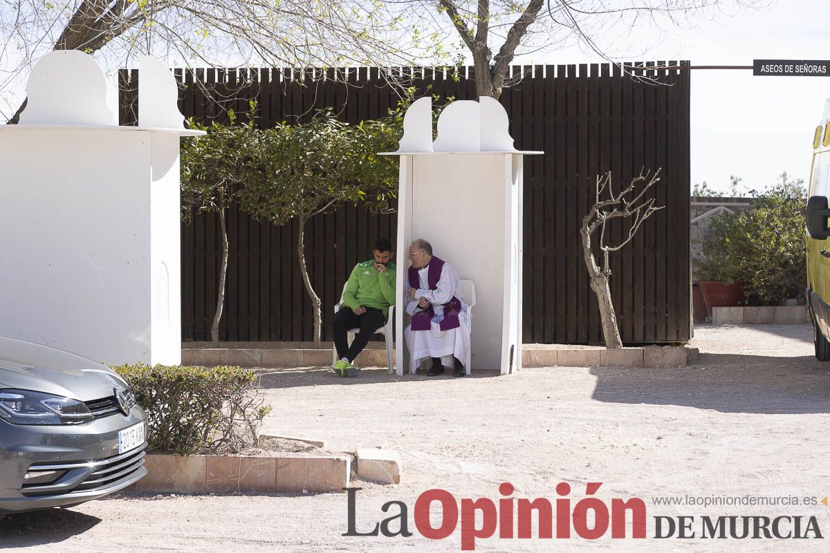 La vicaría de Cartagena, la UCAM, junto a asociaciones y peregrinos de toda España se ponen a los pies de la Vera Cruz