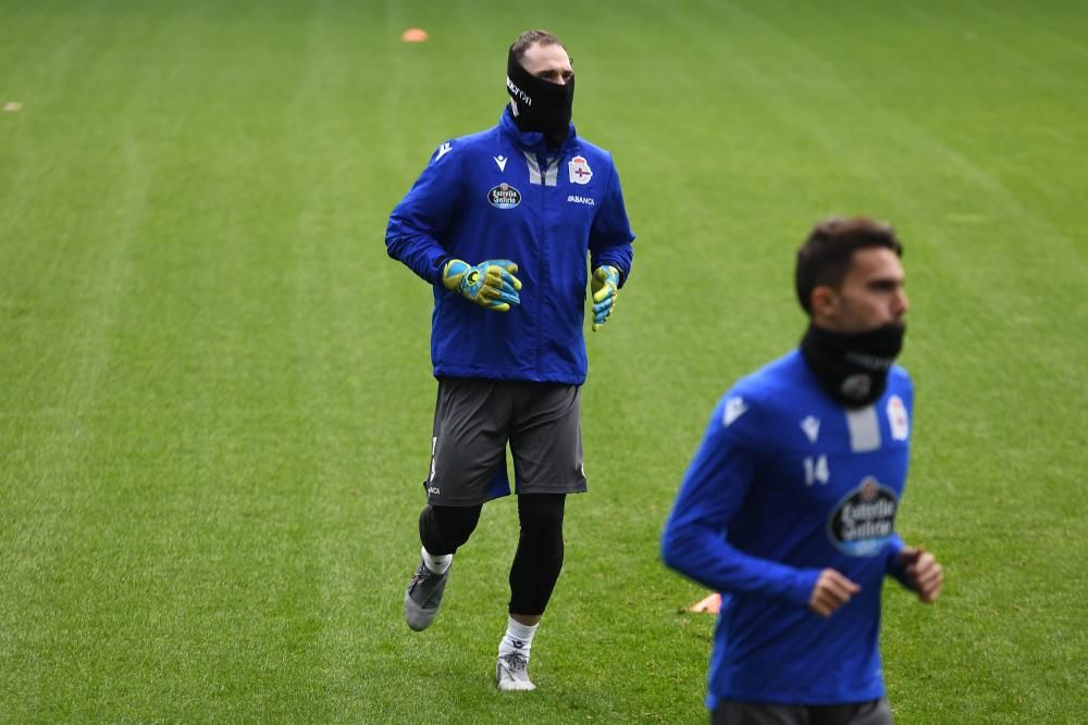 Christian Santos, Jovanović y Borja Valle se ejercitaron al margen del grupo.