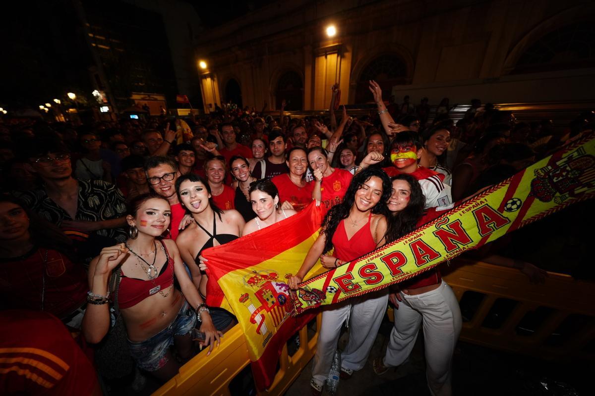Galería: La provincia de Castellón se echa a las calles para festejar el segundo mundial de España