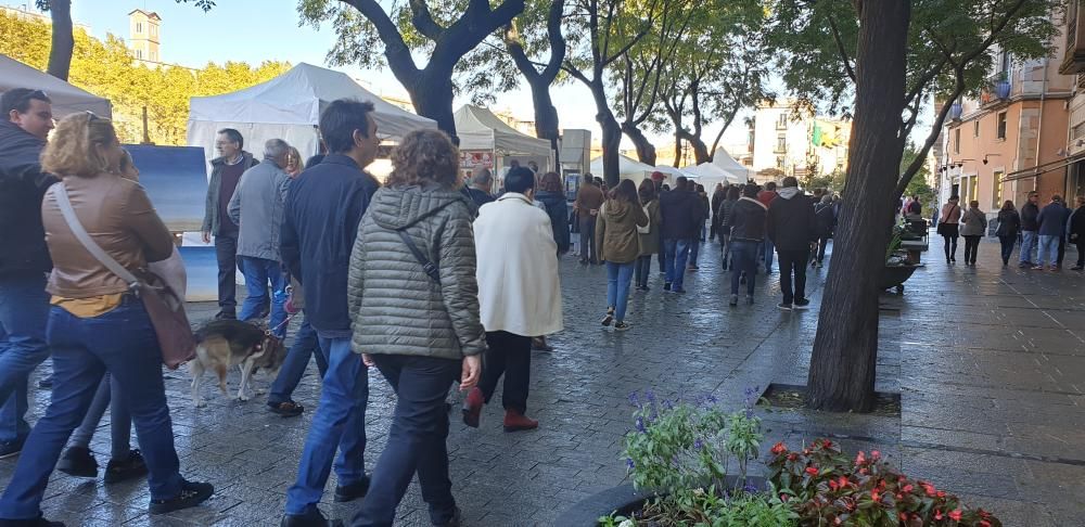 Milers de persones omplen el Barri Vell de Girona per Tots Sants - Fires de Girona 2018