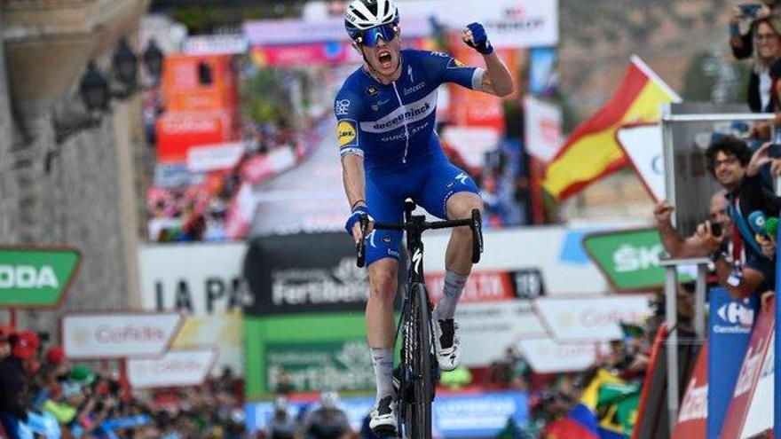 La Vuelta: Rémi Cavagna triunfa en Toledo
