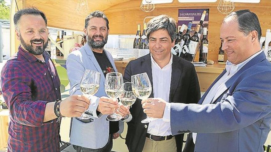 La Caravana del Vino de Cambados recala en Montilla para DIFUNDIR SUS CALDOS