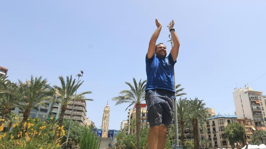 Gran ovación para la pirotecnia Mediterráneo