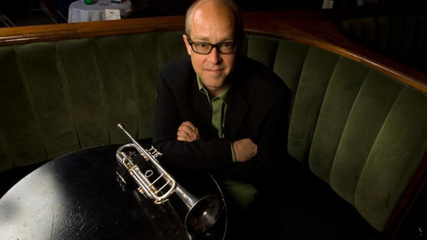Dave Douglas trae su jazz a Santiago el próximo domingo