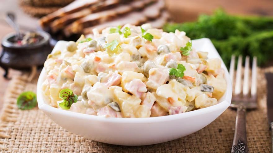 La receta viral de la ensaladilla rusa que triunfa este verano: no engordarás ni un gramo