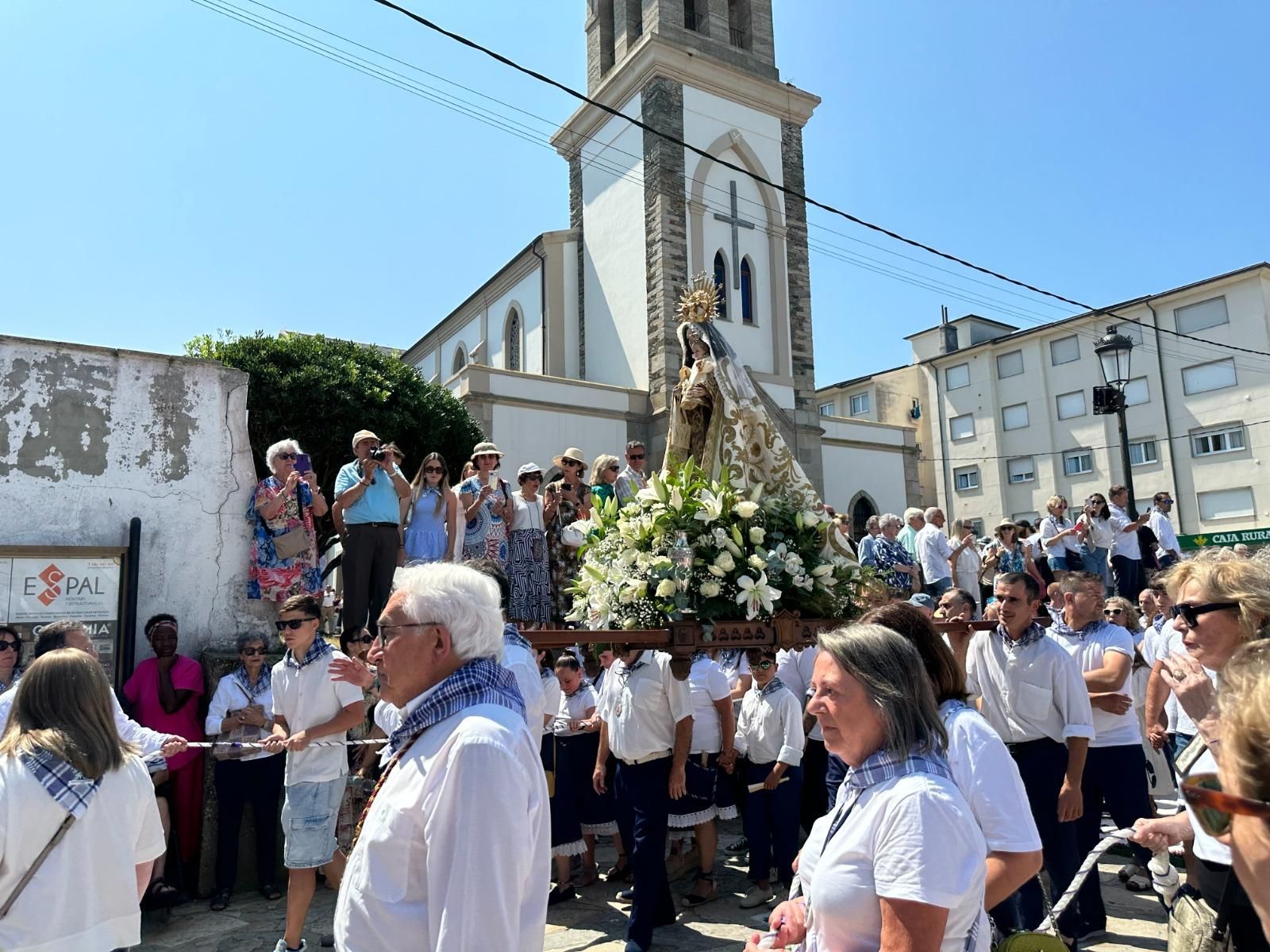 EN IMÁGENES: La procesión de la virgen del Carmen en Tapia de Casariego