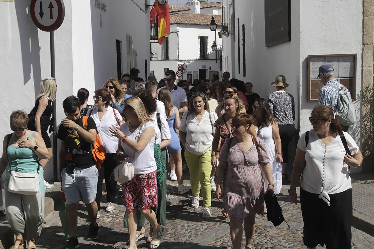 Córdoba a tope de turismo en el inicio del puente de mayo