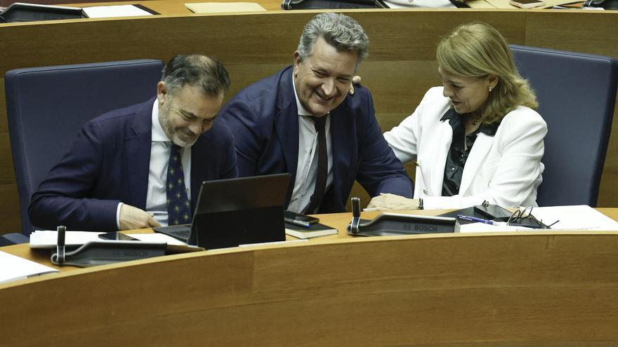 Los vicepresidentes del Consell comparecen ante el pleno de las Corts: José Luis Díez, Vicent Martínez Mus y Susana Camarero, este miércoles.