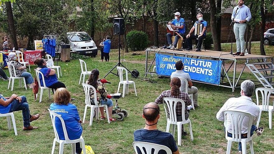 Un centenar de persones van participar ahir a la tarda a l&#039;acte organitzat per l&#039;ANC al parc municipal