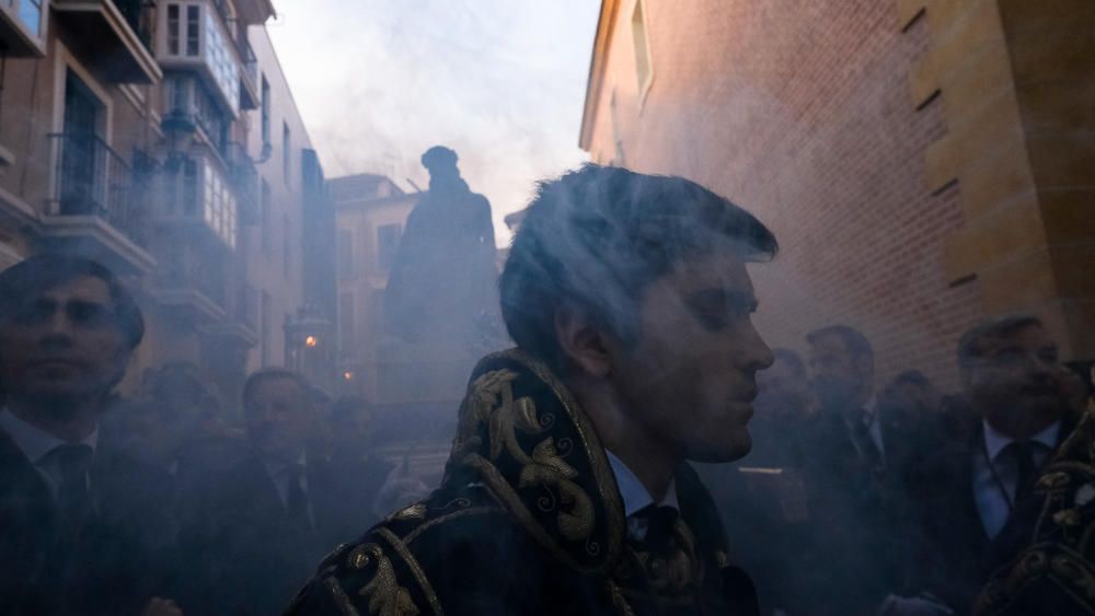 Málaga se rinde al Coronado de Espinas | Vía Crucis de Estudiantes