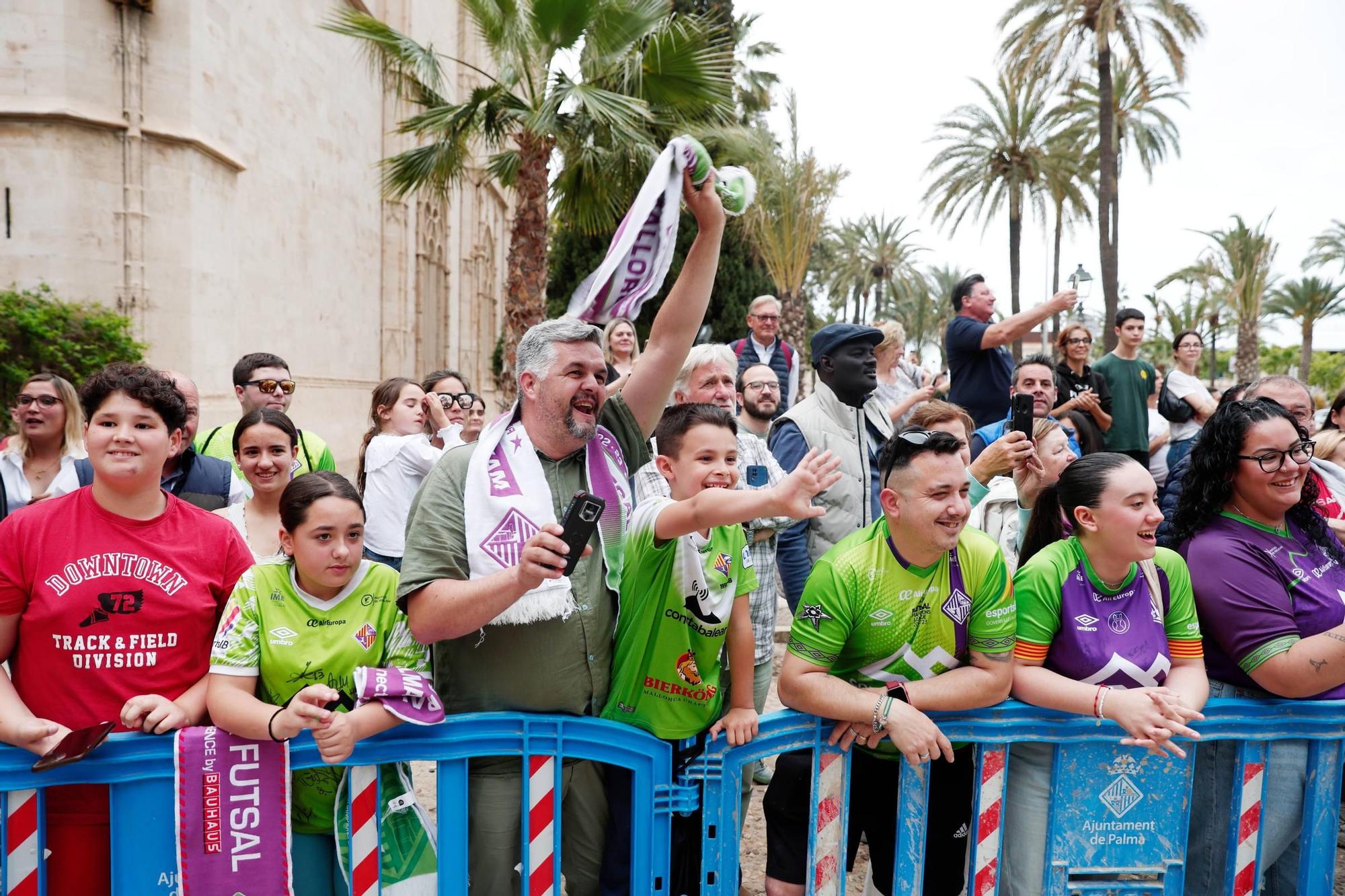 Las imágenes de la recepción al Palma Futsal en el Consolat de Mar