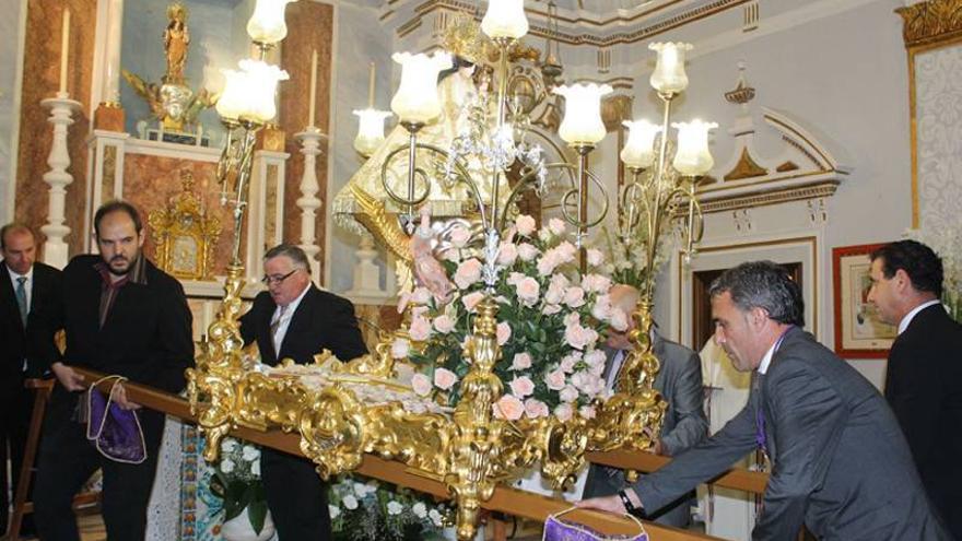 Orpesa sale a la calle para mostrar su fe en la Virgen de la Paciencia