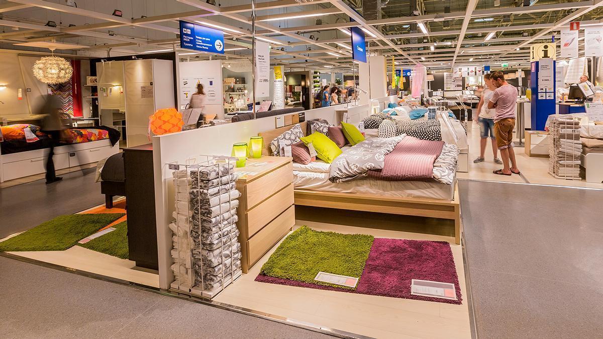 El zapatero perfecto que se ajusta a cualquier rincón está en Ikea