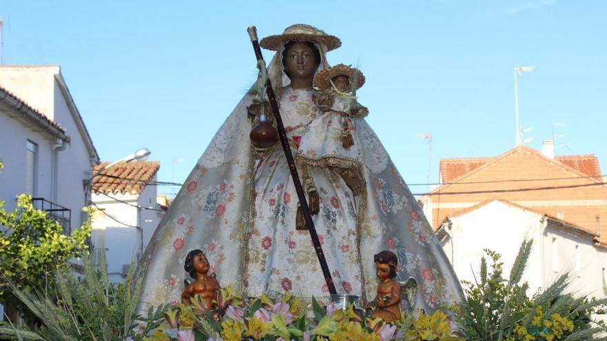 Coria inicia las fiestas en honor a la Virgen de Argeme con un emotivo pregón en la Catedral de Santa María de la Asunción