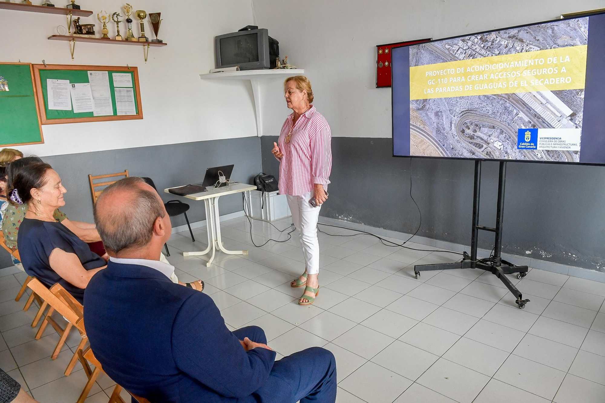 Presentación de las obras para acondicionar un acceso seguro para los peatones en El Secadero