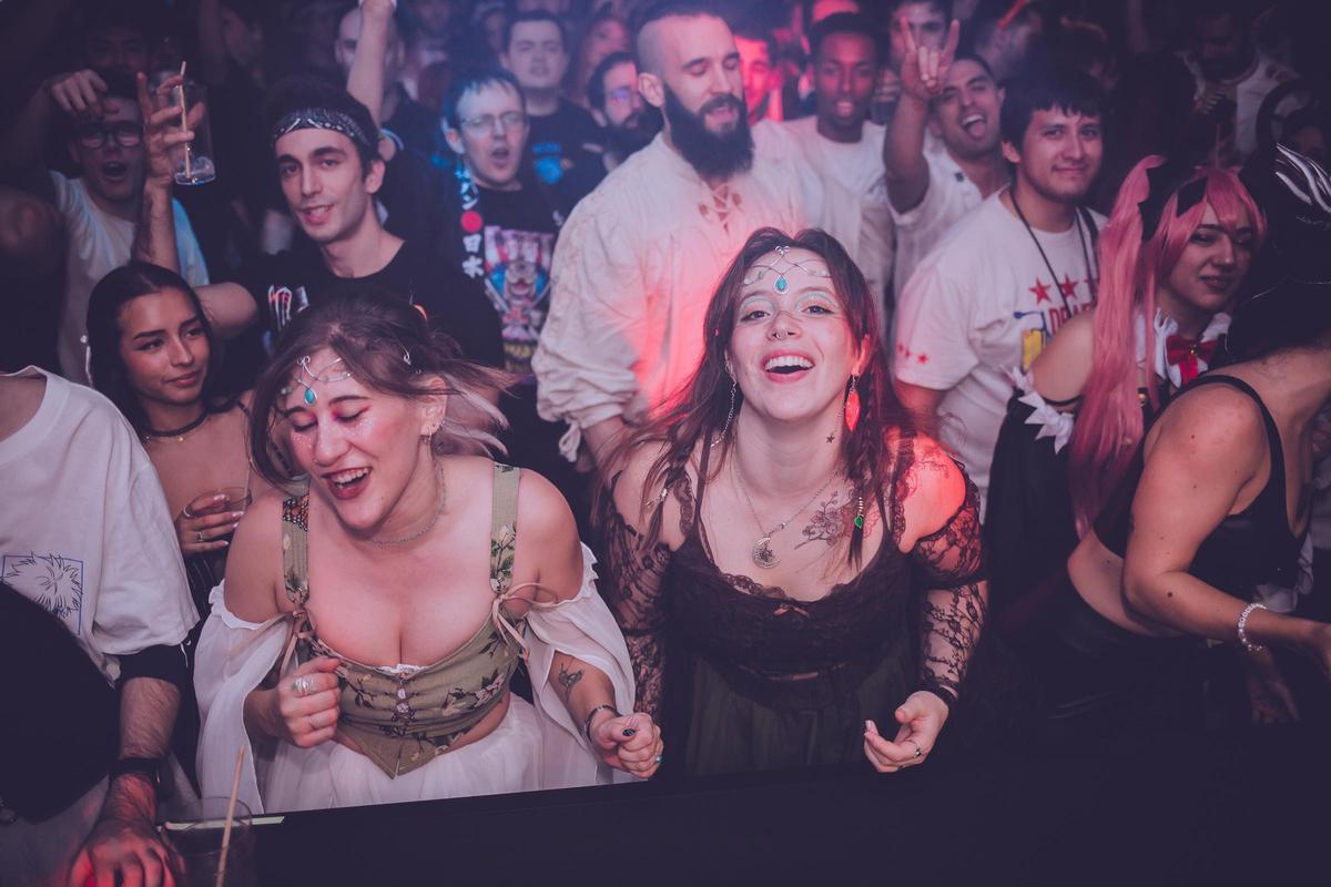 Asistentes con atuendo de fantasía en una edición anterior de una fiesta medieval.