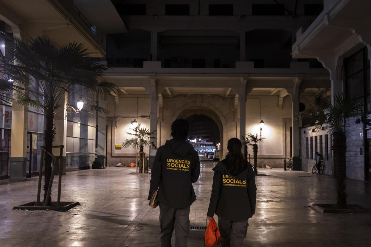 Valencia. Salida nocturna con el SAUS del Ayuntamiento de Valencia durante la ola de frio