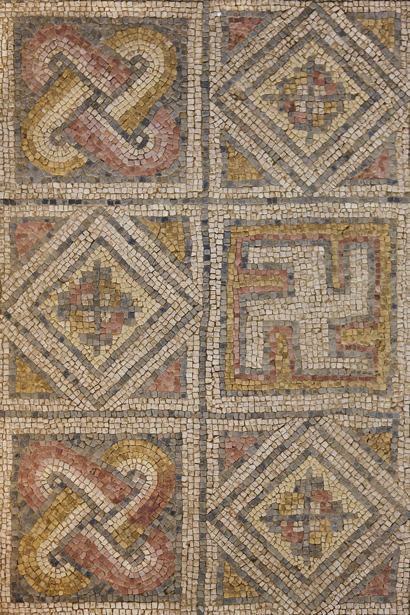 Mosaicos geométricos de la villa romana de La Olmeda