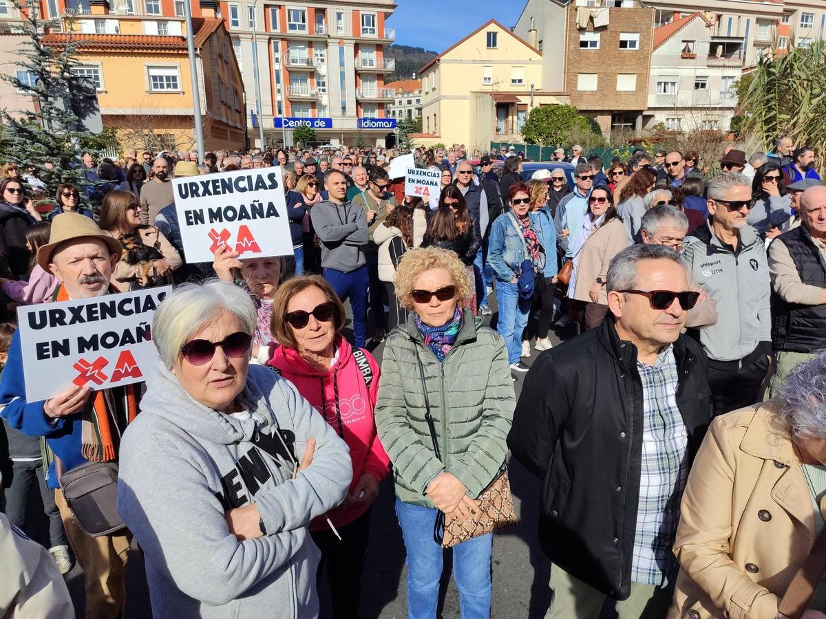 Multitudinaria manifestación en Moaña por urgencias en el centro de salud