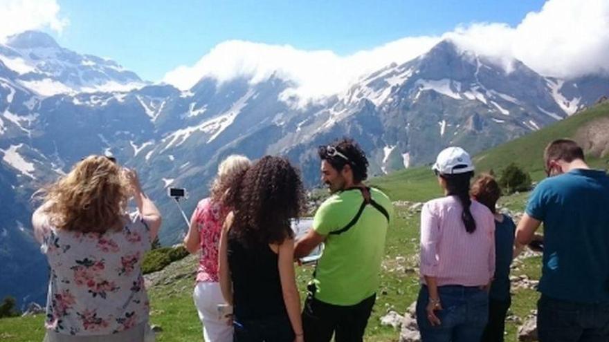 Aragón da a conocer a touroperadores británicos sus zonas turísticas