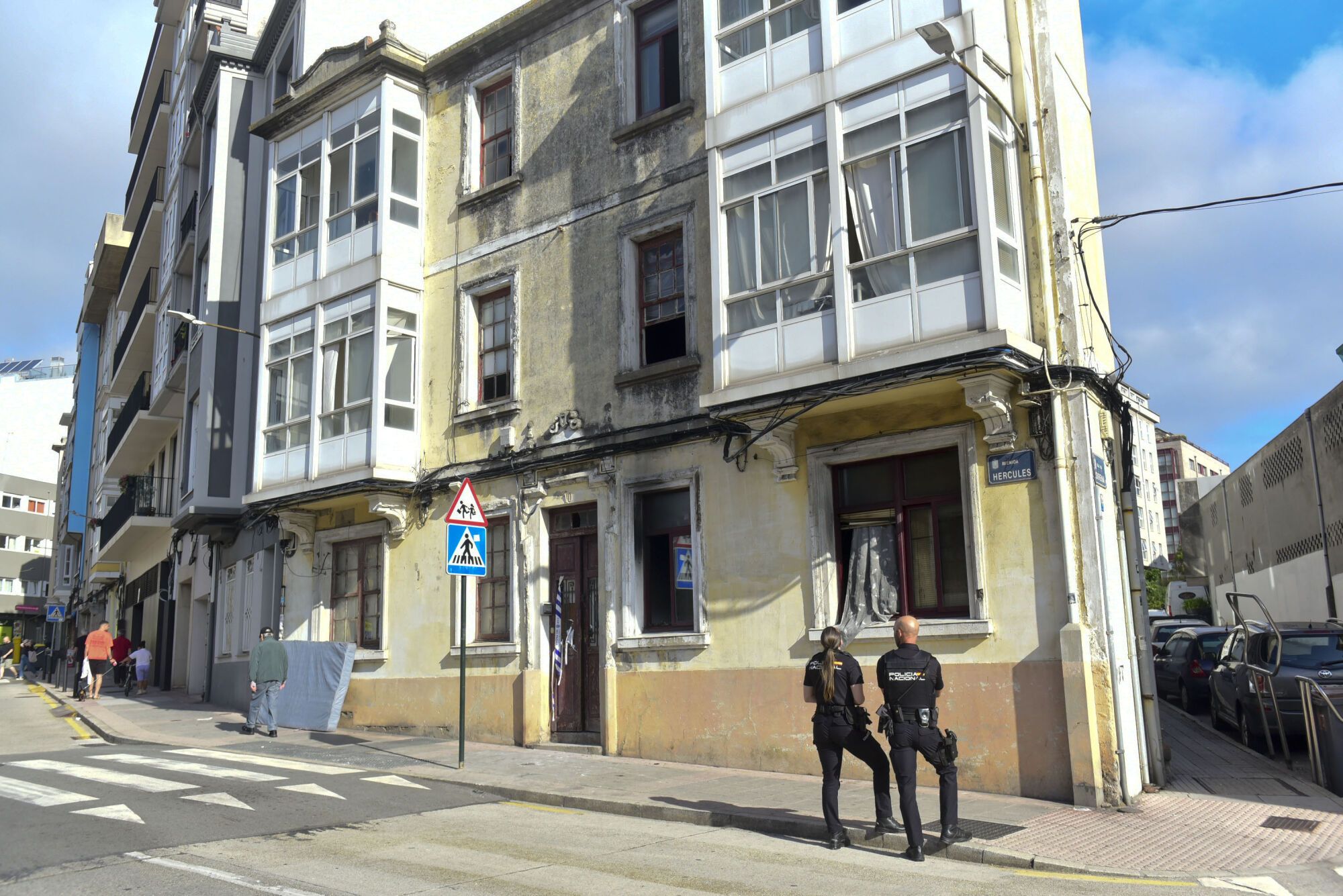 Número 10 de la avenida de Hércules, en el que hubo un incendio